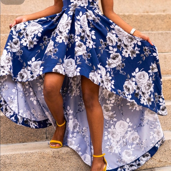 Blue Floral Formal Gown. Size 0. Used. Prom. Wedding. - Picture 4 of 7